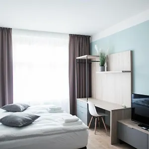 Daire Honest Smichov, Prag